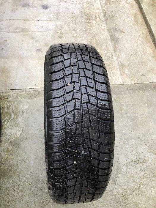 Cauciucuri de iarna 185/60/15
