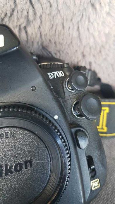 Nikon D700 body – Легендарно FX тяло, Супер запазено! 21,000 кадъра.