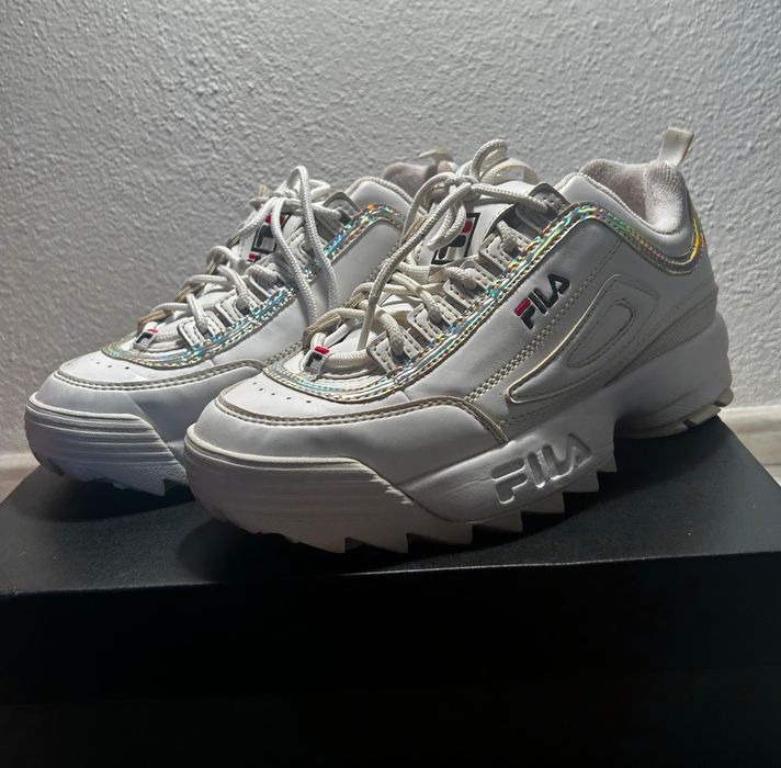 Adidași FILA pentru fete