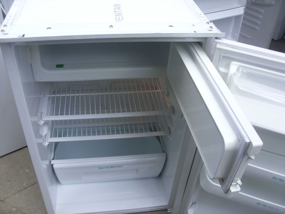 frigider mic cu congelator indesit