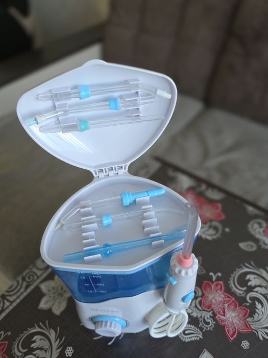 Продам индикатор Revyline RL100