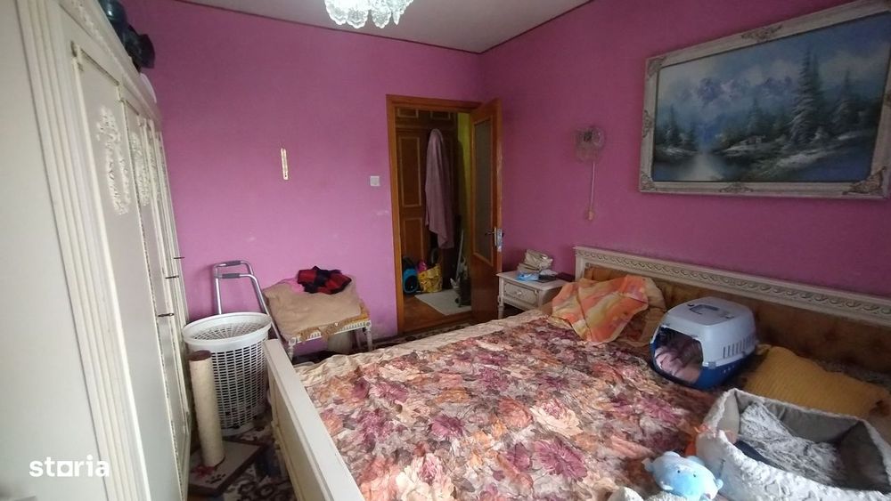 Apartament 4 camere decomandat Dacia