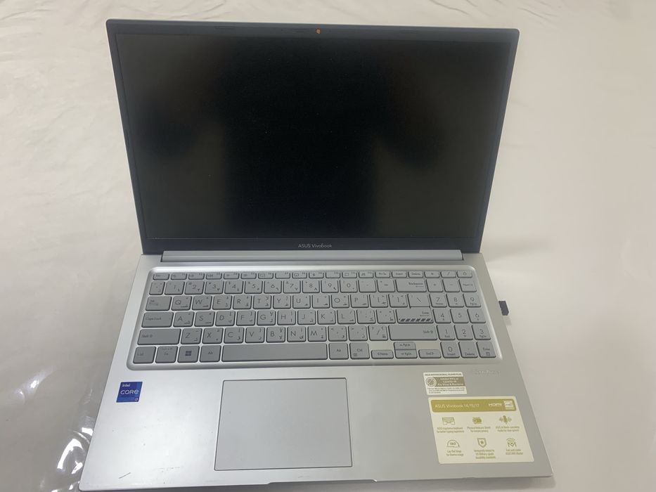 Asus vivobook 15