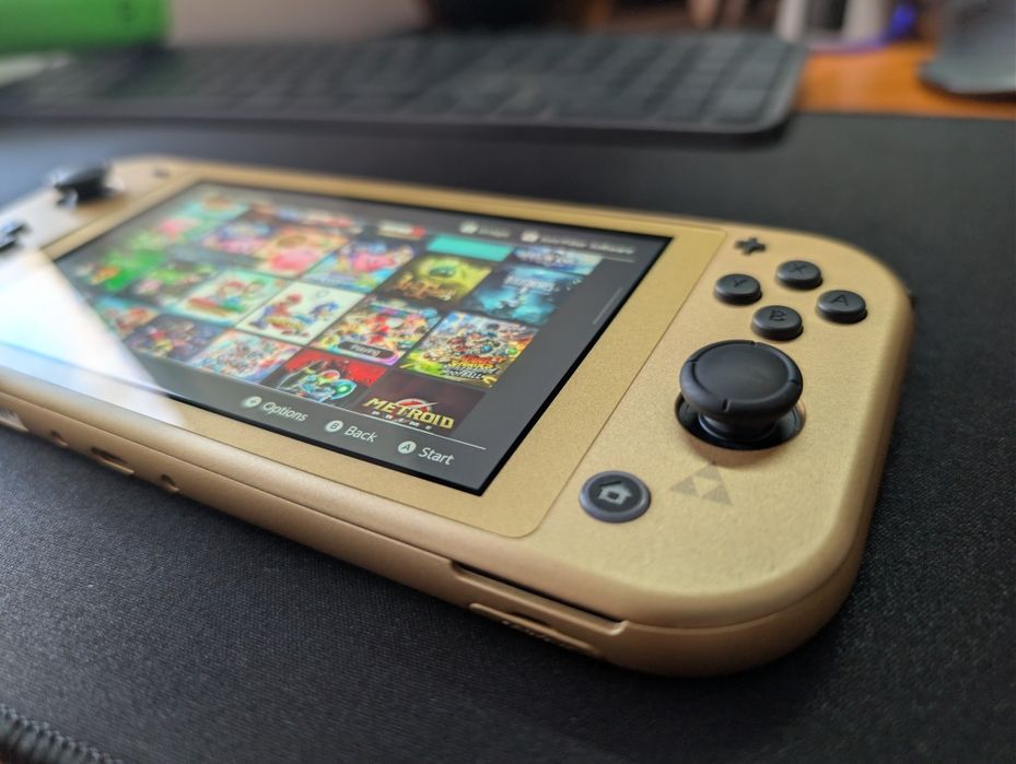 Nintendo Switch Lite Zelda Edition 10/10 MODAT + microSD 512GB + Husa