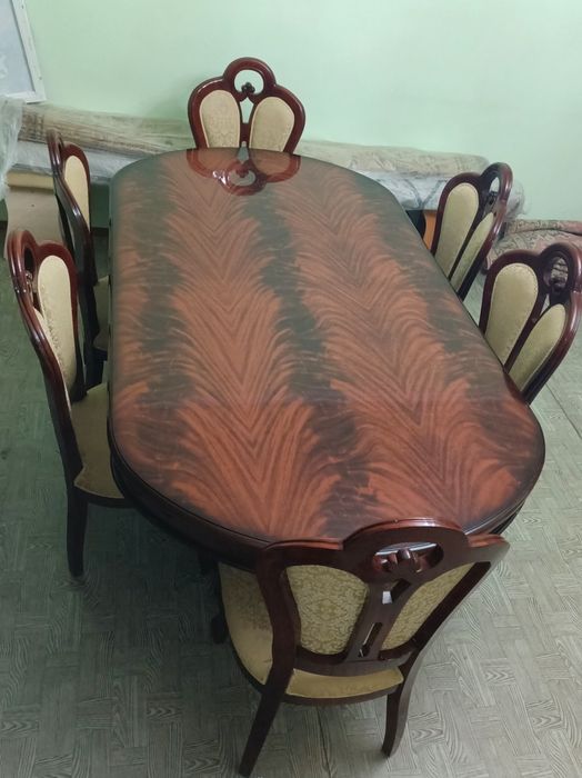 Продам гостиную мебель