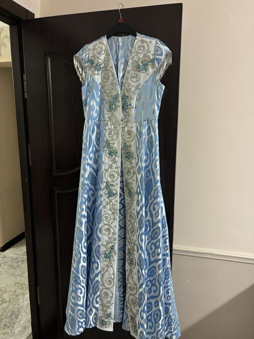 Националтный чапан , ансамбль