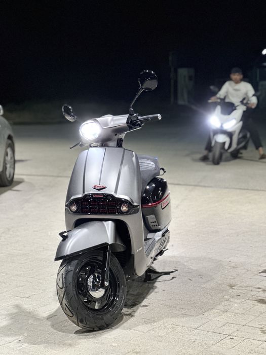 Мопет  Vectoria..