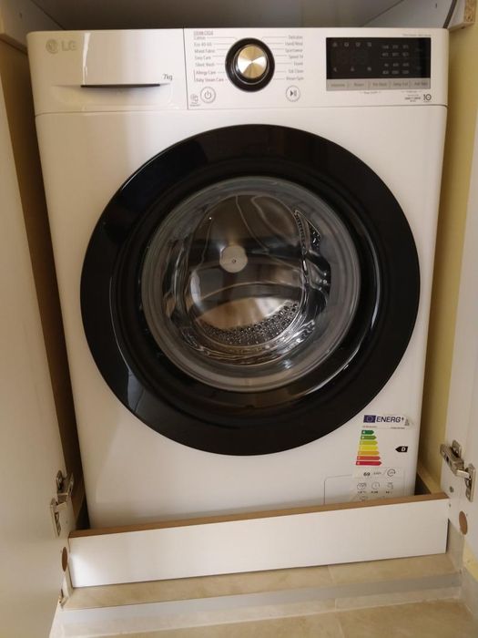 Дава се под наем Двустаен апартамент в София, Кръстова вада - 60 кв.м за 649 € - Снимка #12