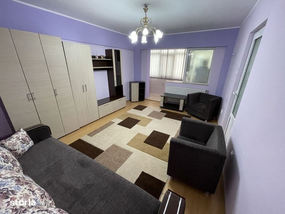 De vânzare garsoniera Zona Radu Negru