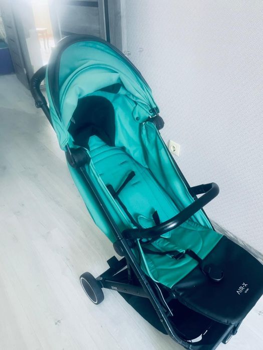 Продам детскую коляску