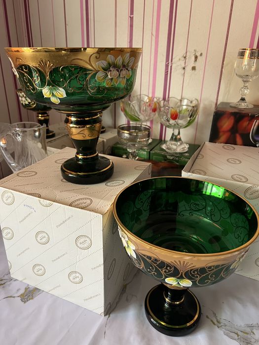 Продается набор посуды