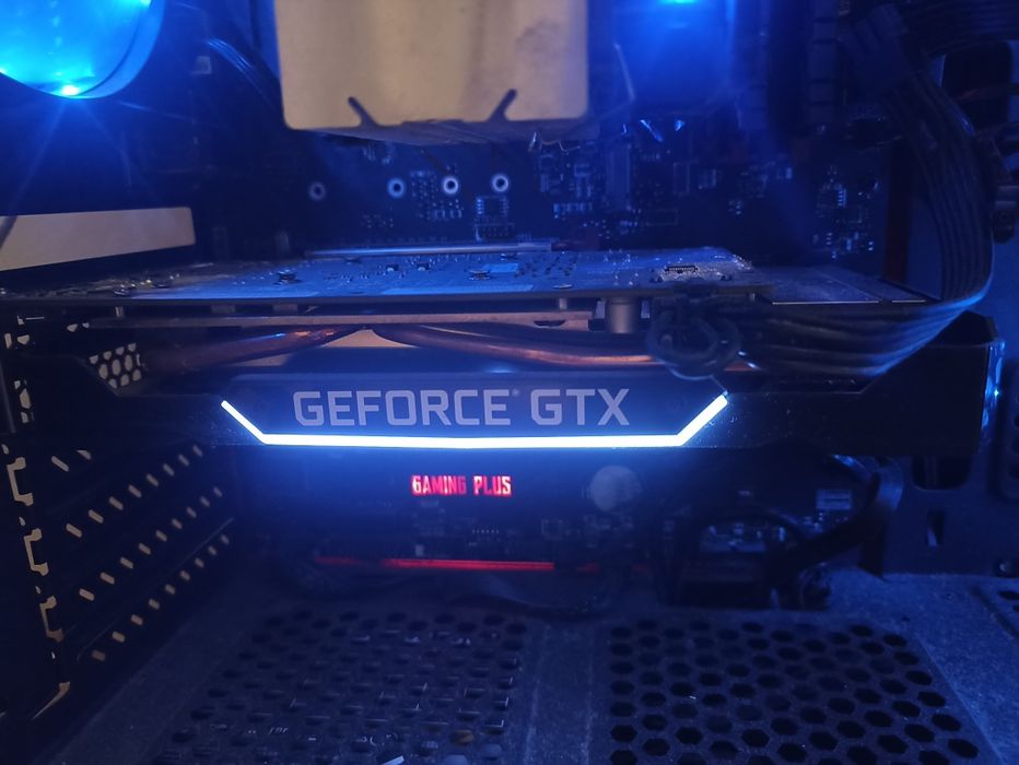Продам gtx 1660 видеокарту