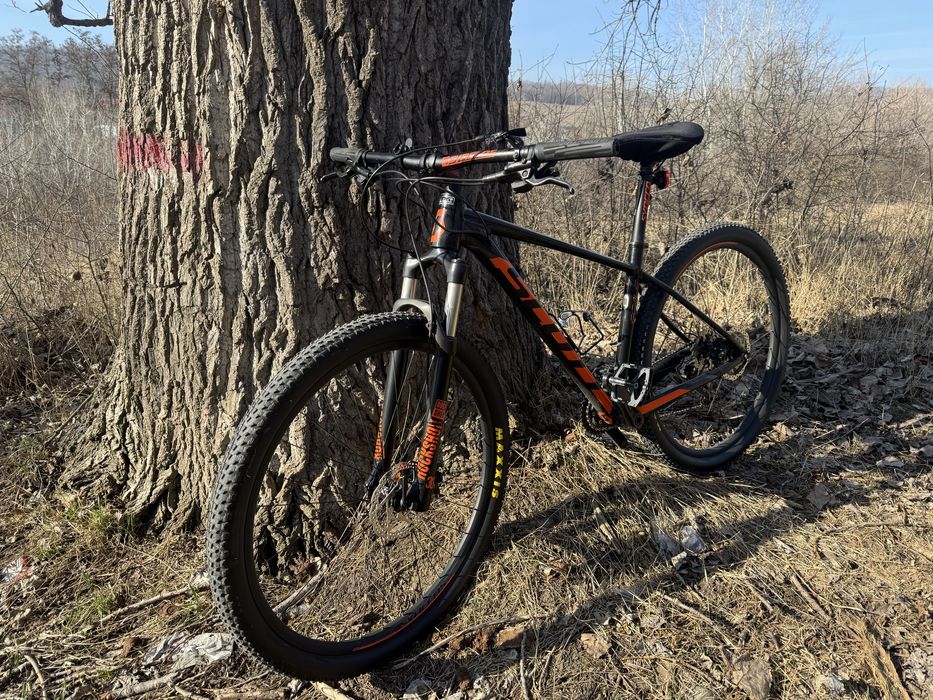 Scott Scale 970 Mărime M Htail XC Shimano Deore 2x11 RockShox