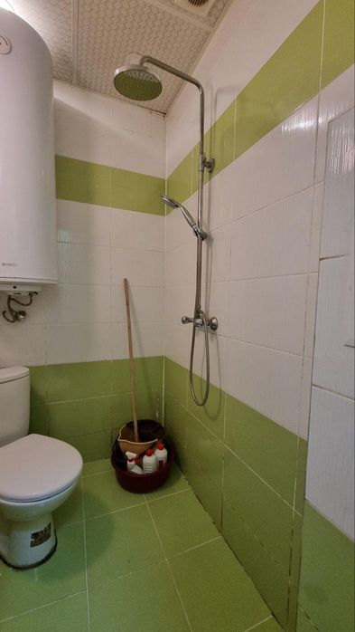 Дава се под наем Двустаен апартамент в Варна, Колхозен пазар - 45 кв.м за 307 € - Снимка #2