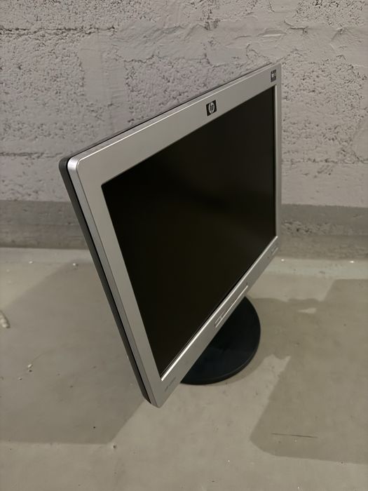 Монитор 15" HP L1506