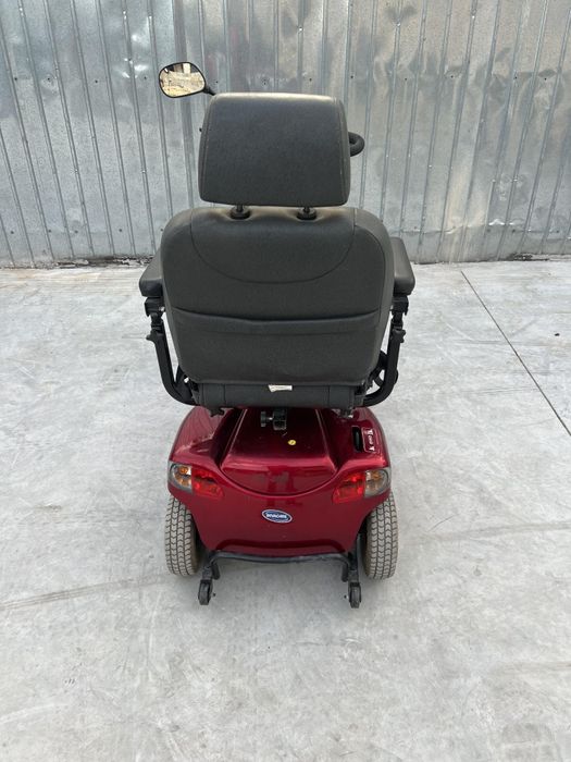 Cărucior Handicapații