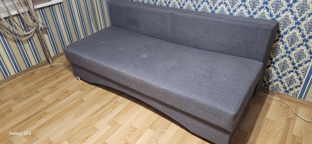 Диван подростковый