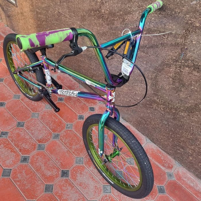 Велосипд BMX kenstone. (Хамилион)