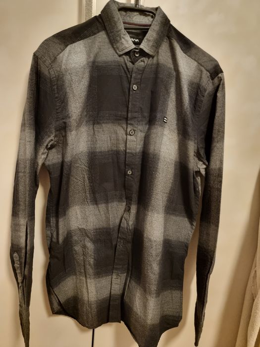 Мъжки ризи размер М/L
