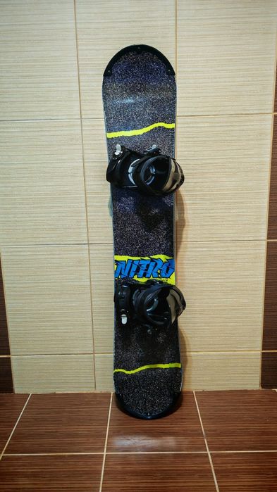 Placa snowboard nitro ripper 137 cm -boots burton
