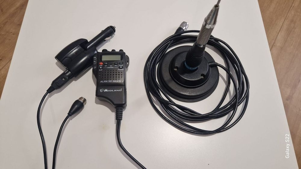 Statie CB Midland Alan 52 + antena PNI ML100