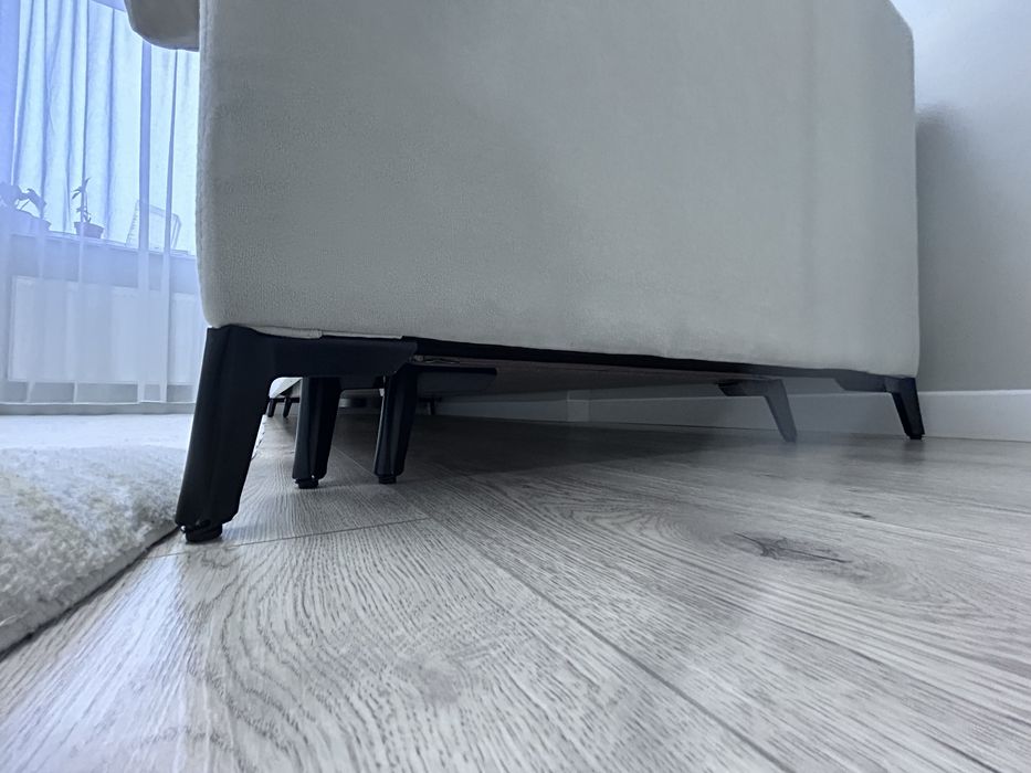 Продам стильный диван