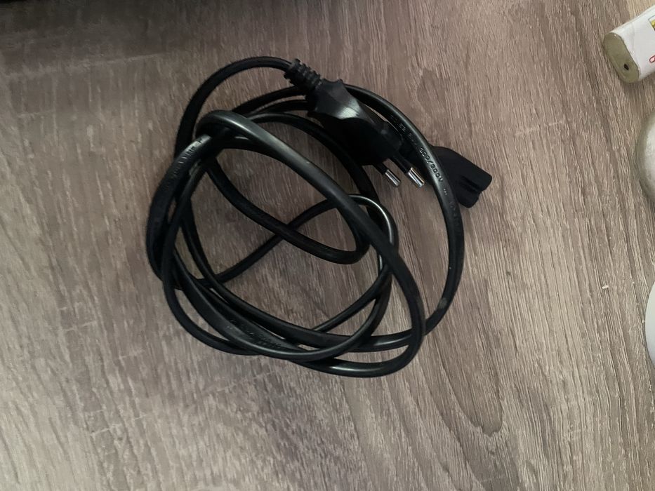 Продавам PlayStation4!