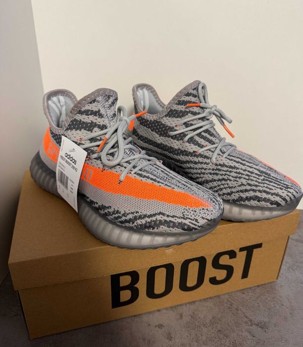 Adidasi Yeezy Boost 350 V2 Gri / Portocaliu Marimi 36-44 Unisex
