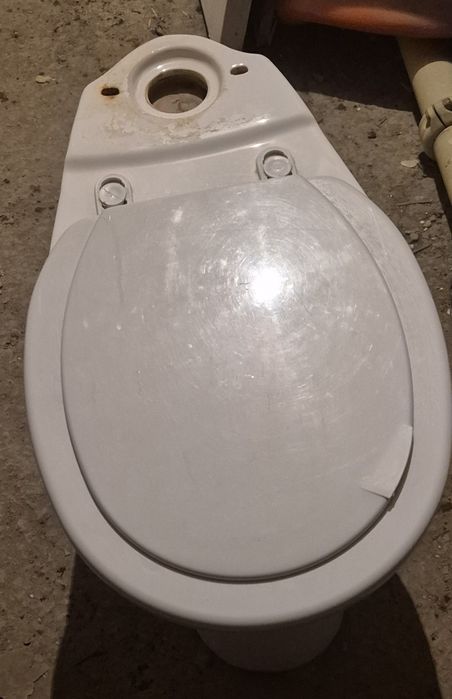 Б/у унитаз сатылады