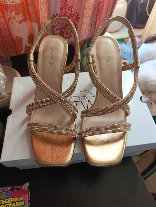 Официални обувки