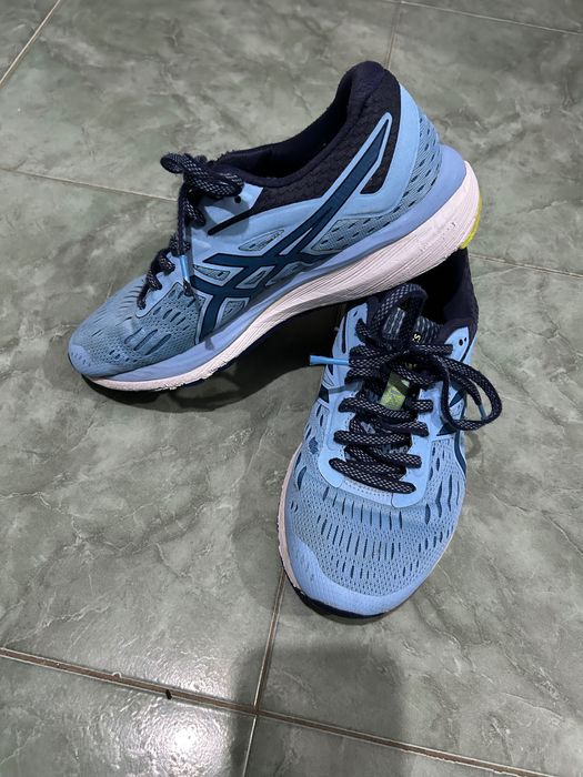 Маратонки 36 номер