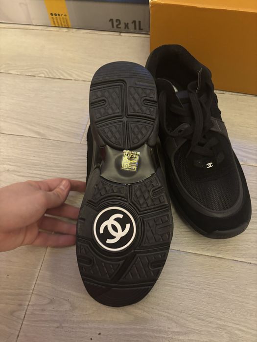 Pantofi Chanel Runner Black leather mesh