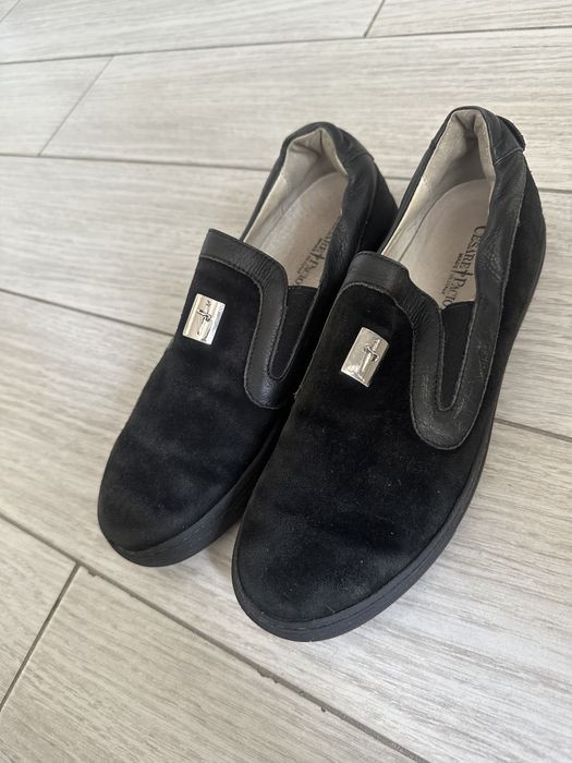 Натулаьная замшевые макасины