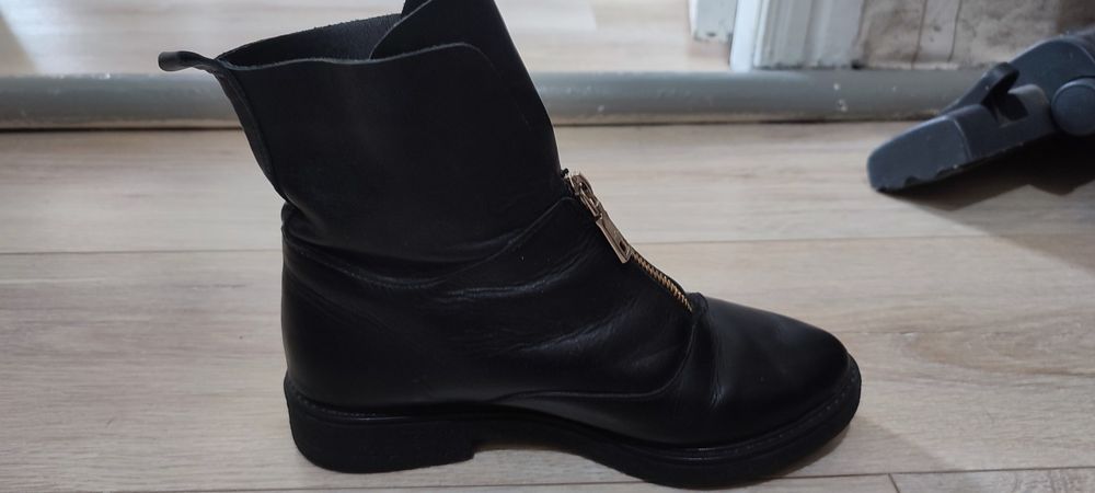 Сапожки из кожи размер 35