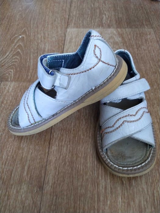 Босоножки,сандали детская обувь для мальчика фирмы Вико