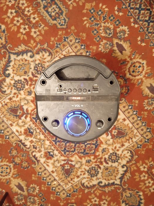 колонка блютозный