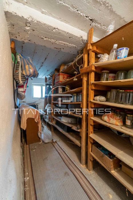 Продава се Етаж от къща в Хисаря - 105 кв.м за 1143 €/кв.м - Снимка #16