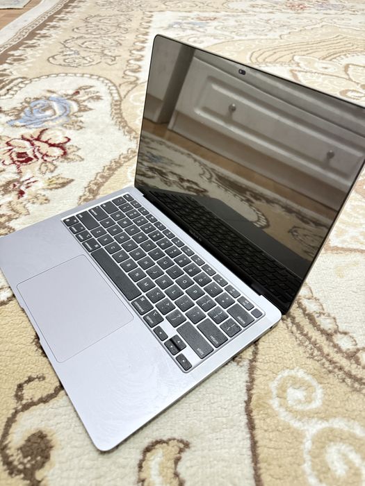 MACBOOK air 2020 на запчасть