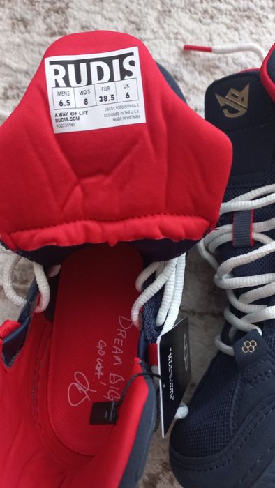 Продам борцовки  Rudis .Новый,  размер 38.5