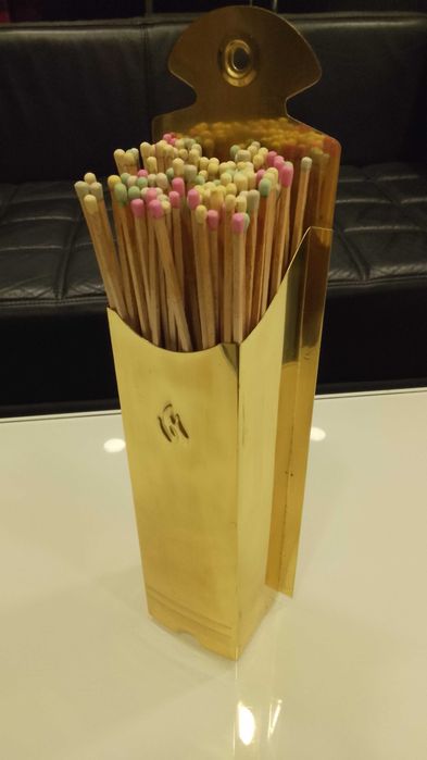 Suport elegant + chibrituri pentru Semineu - ideal DECOR