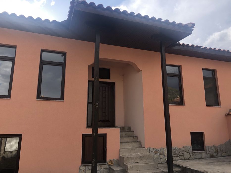 Продава се Къща в Клисура - 160 кв.м за 351 €/кв.м - Снимка #2