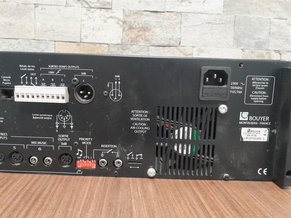 Усилвател с тунер ,CD.  Sd card ,usb  Bouyer