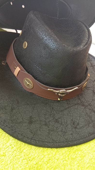 Palarie cowboy catifelat
