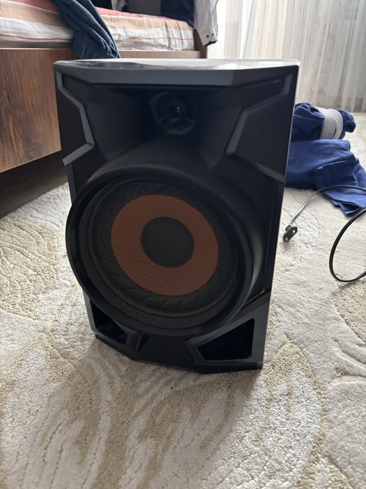 Музыкальный центр