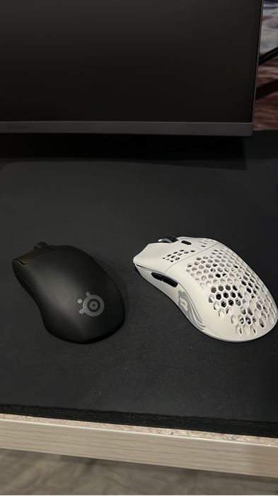 Беспрооводные киберспортивные мыши