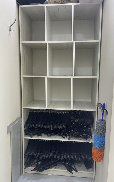 Шкаф с разделителями