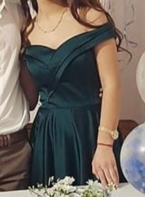 Официална дълга рокля        Цена по договаряне