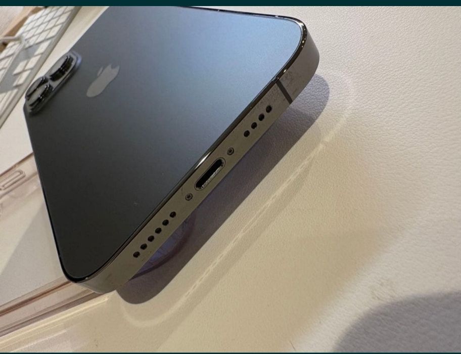 Новый 13 Про 256гб АКБ 100%