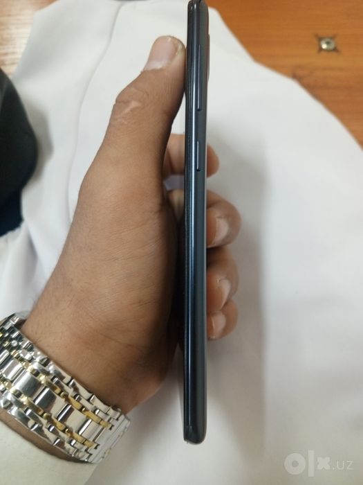 Samsung A10 telefon hammajoyi ishledi