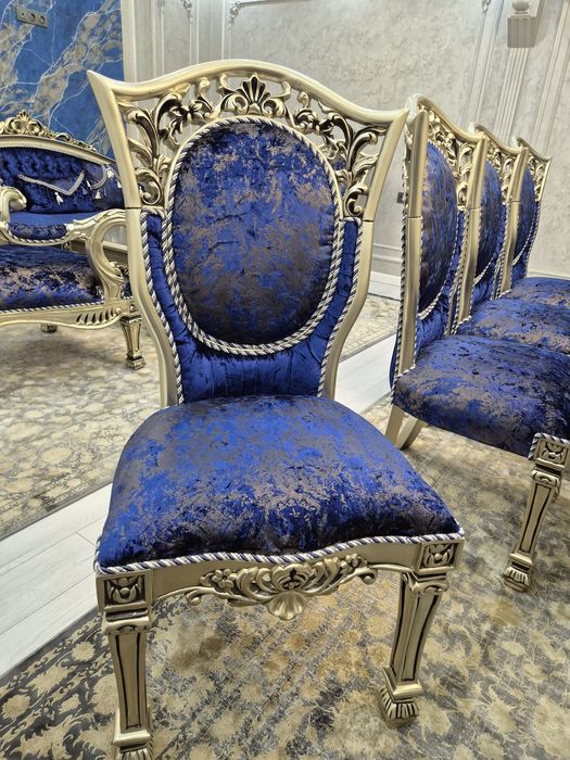 Mehmonhona mebellari sotiladi.